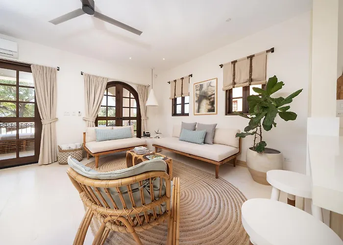 Plaza Mercado 12 - Beach, Oceanfront 2br, 2ba In Catalinas *